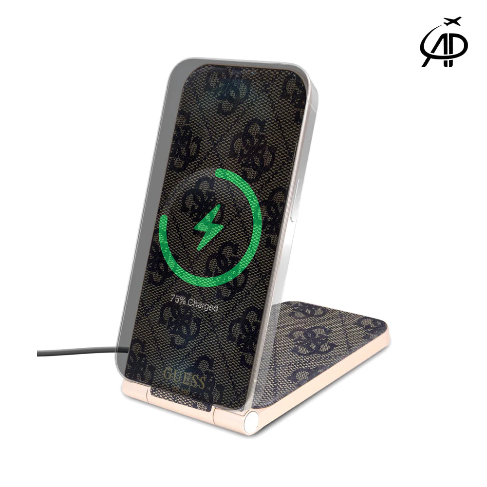 GUESS 15W MagSafe Magnetic Desk Charger | 4G Monogram