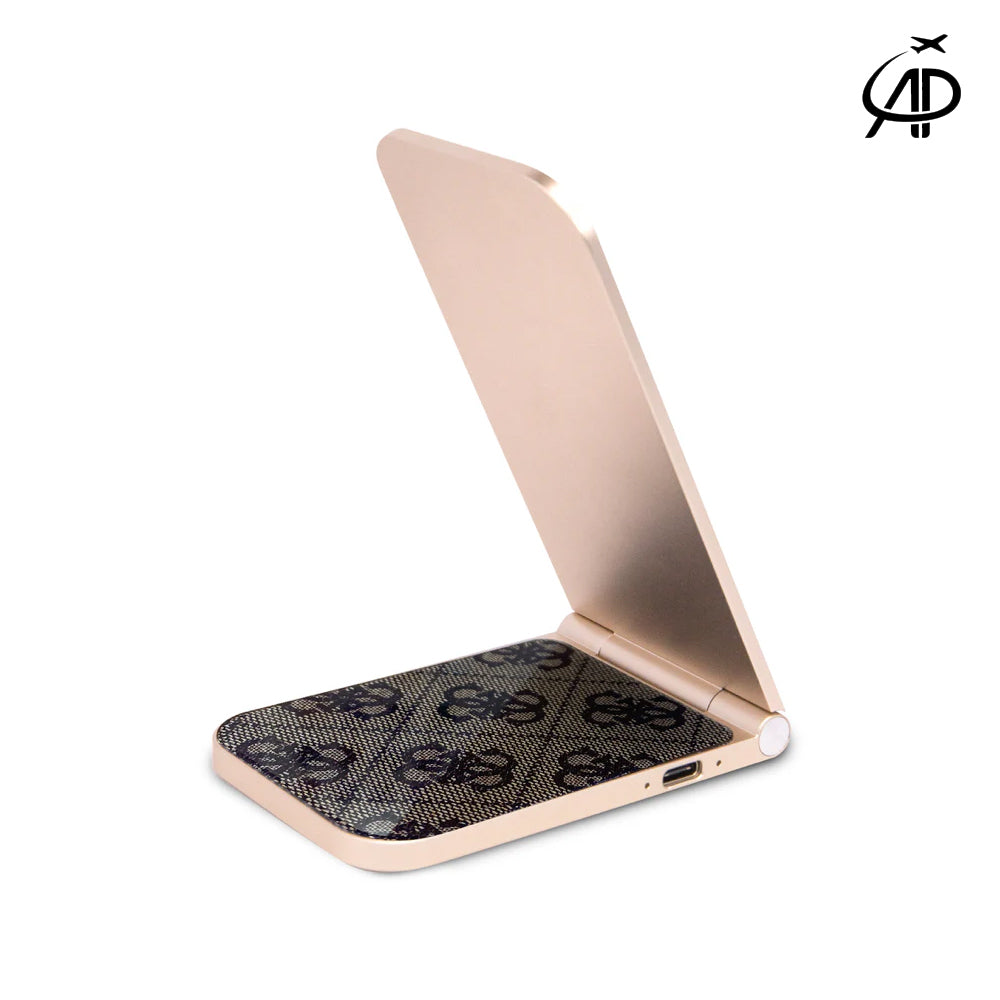 GUESS 15W MagSafe Magnetic Desk Charger | 4G Monogram